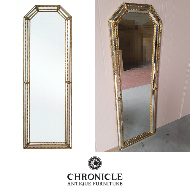 [한정수량 10조] 400 벽걸이 전신거울 육각형 CWC-9802