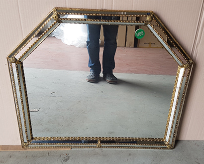 [한정수량 15조] 700 벽걸이 거울 육각형 CWC-9807